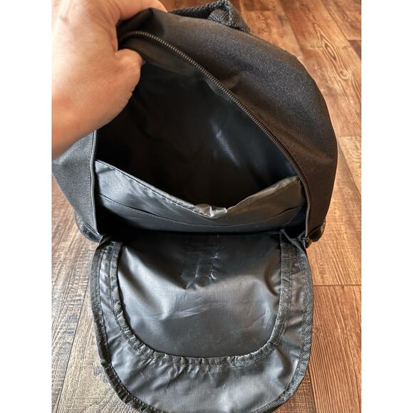 NWOT XBOX One Black Backpack Game Company Event Promo Giveaway Padded - Picture 4 of 4